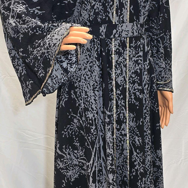Translation missing: en.Ayah Embroidered Abaya